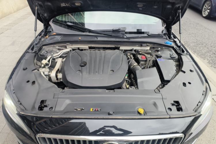 Used Volvo S90 2021 B5 Zhiyuan Luxury Edition Engine Bay
