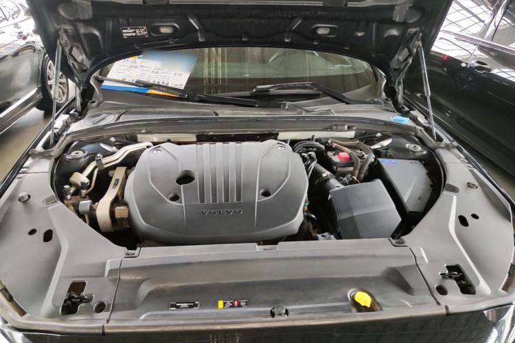 Used Volvo S90 2021 B5 Zhiyi Luxury Edition Engine Bay
