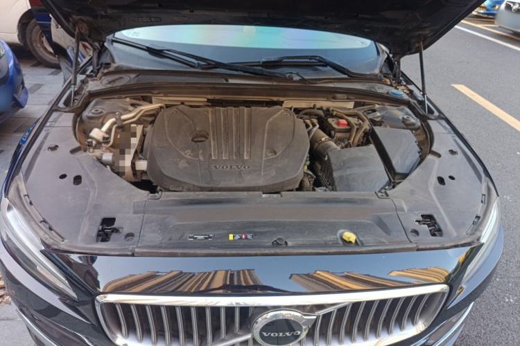 Used Volvo S90 2021 B5 Zhiyi Luxury Edition Engine Bay
