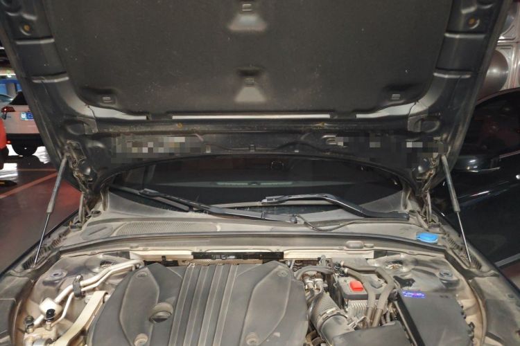 Used Volvo S90 2021 B5 Zhiyi Luxury Edition Engine Bay