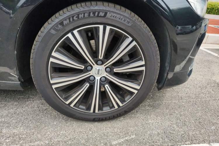 Used Volvo S90 2021 B5 Zhiyuan Luxury Edition Exterior 1