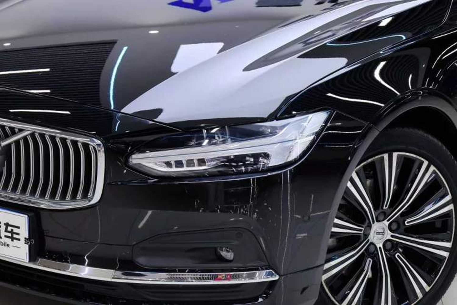 Used Volvo S90 2021 B5 Luxury Smart Edition Exterior 10