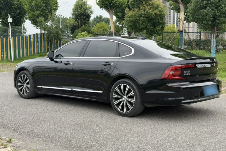 Used Volvo S90 2021 B5 Zhiyi Luxury Edition Exterior 2