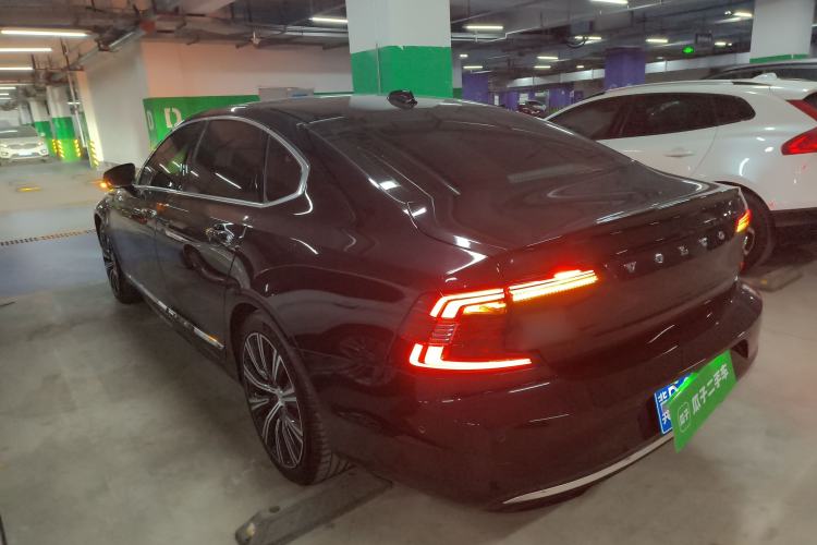Used Volvo S90 2021 B5 Luxury Smart Edition Exterior 2