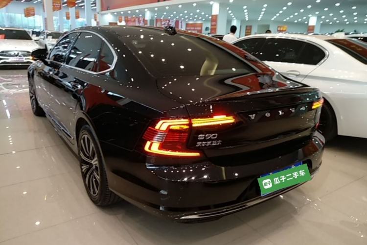 Used Volvo S90 2021 B5 Zhiyuan Luxury Edition Exterior 2