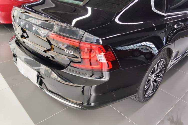 Used Volvo S90 2021 B5 Zhiyi Luxury Edition Exterior 3