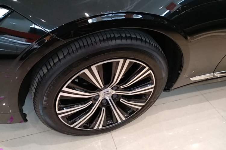 Used Volvo S90 2021 B5 Zhiyuan Luxury Edition Exterior 4