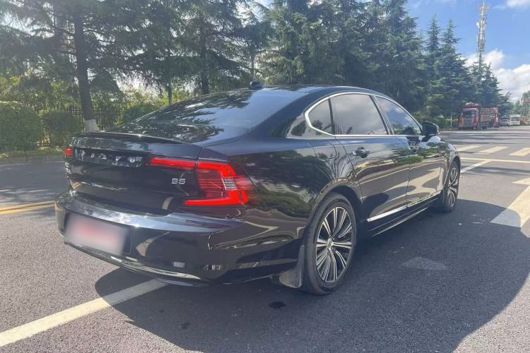 Used Volvo S90 2021 B5 Zhiyi Luxury Edition Exterior 4