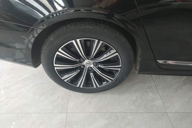 Used Volvo S90 2021 B5 Zhiyi Luxury Edition Exterior 5