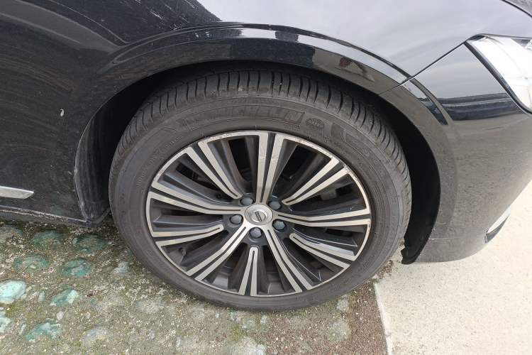 Used Volvo S90 2021 B5 Zhiyuan Luxury Edition Exterior 7