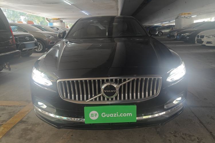 Used Volvo S90 2021 B5 Zhiyuan Luxury Edition Front