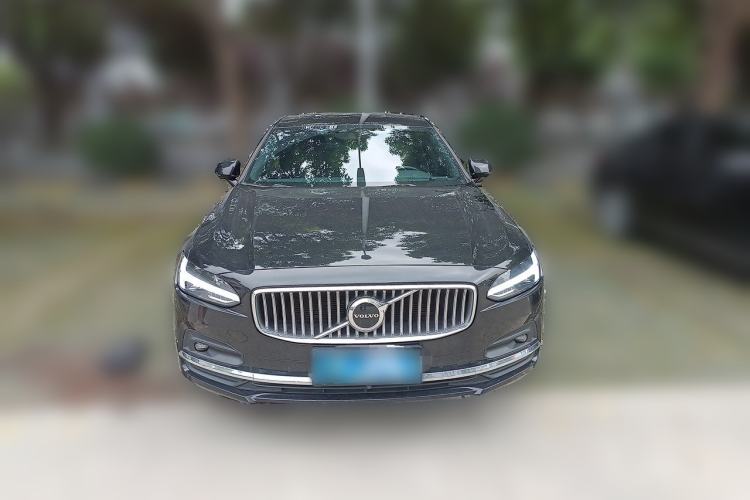 Used Volvo S90 2021 B5 Zhiyuan Luxury Edition Front