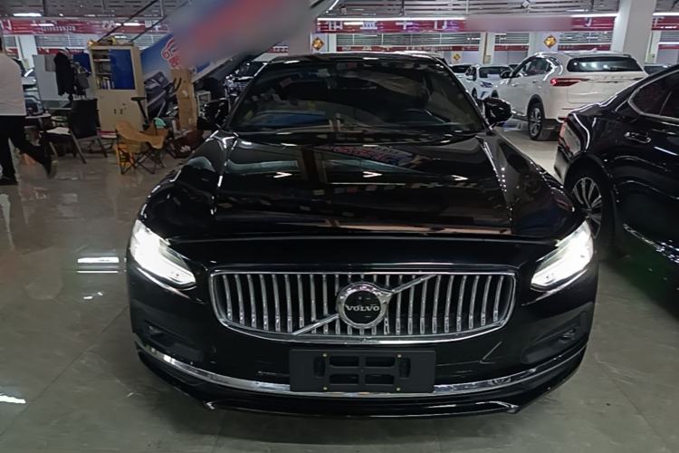 Used Volvo S90 2021 B5 Zhiyuan Luxury Edition Front