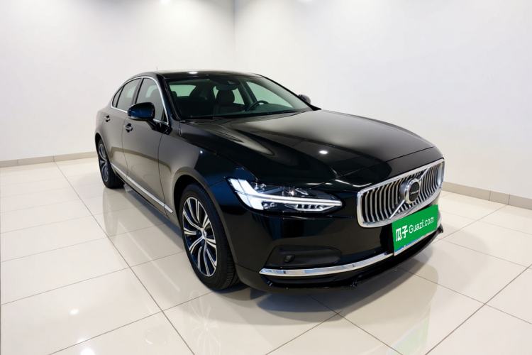 Used Volvo S90 2021 B5 Zhiyuan Luxury Edition Front Right 45 Deg
