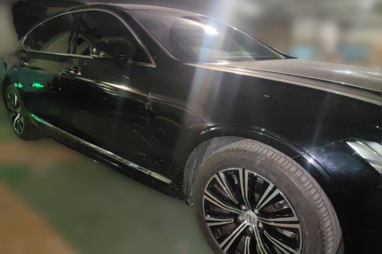 Used Volvo S90 2021 B5 Zhiyi Luxury Edition Front Right 45 Deg