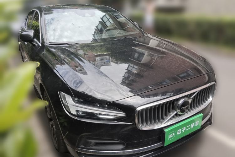 Used Volvo S90 2021 B5 Zhiyuan Luxury Edition Front Right 45 Deg