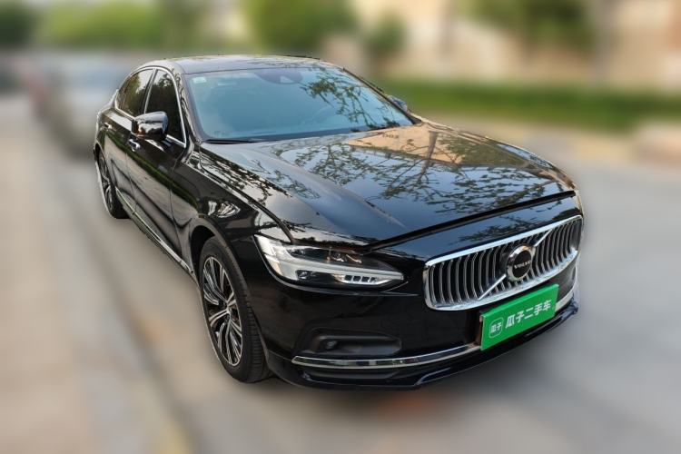 Used Volvo S90 2021 B5 Zhiyuan Luxury Edition Front Right 45 Deg
