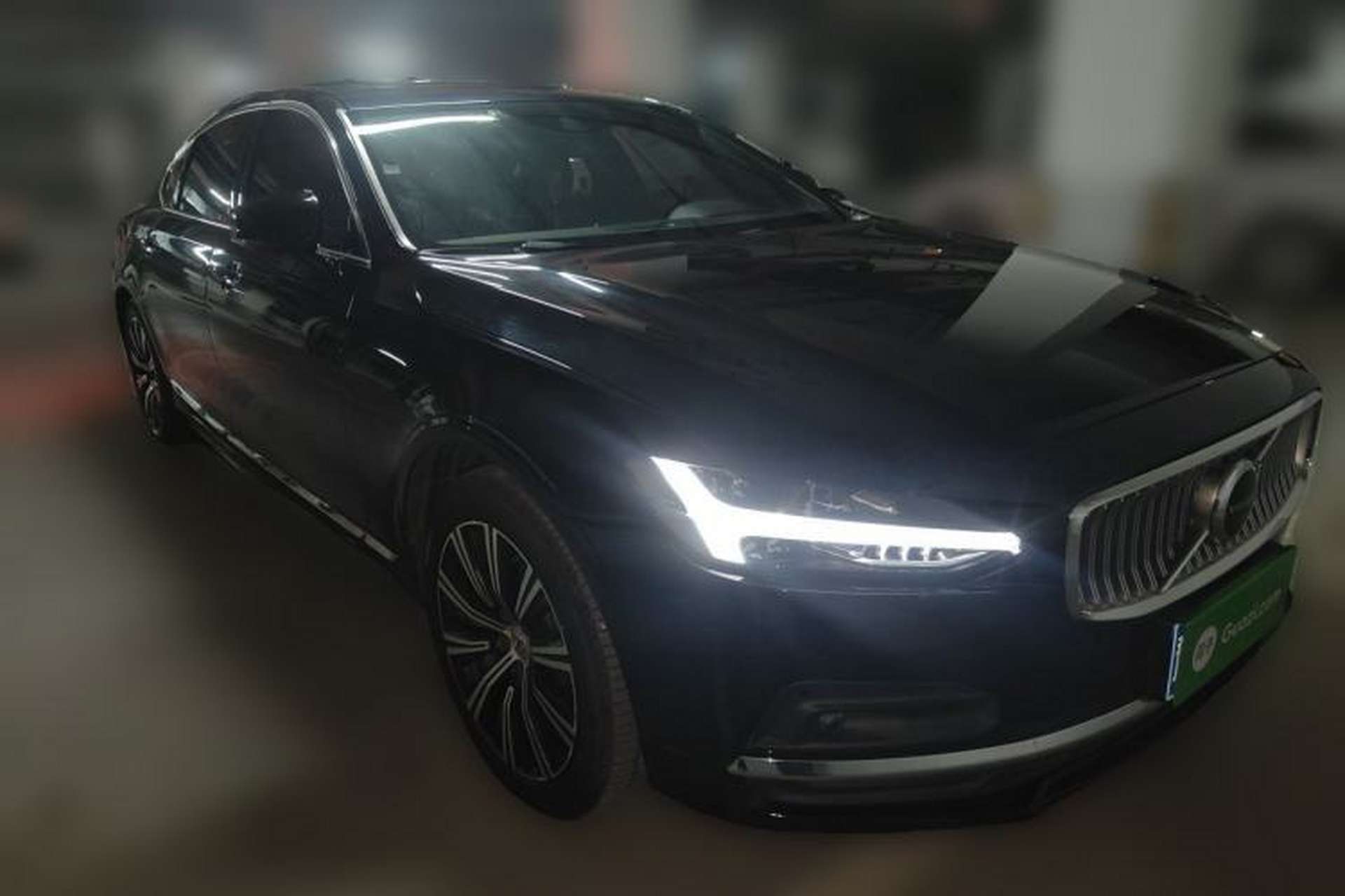 Used Volvo S90 2021 B5 Zhiyuan Luxury Edition Front Right 45 Deg