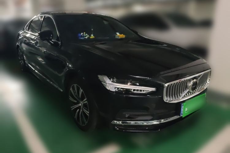 Used Volvo S90 2021 B5 Zhiyi Luxury Edition Front Right 45 Deg