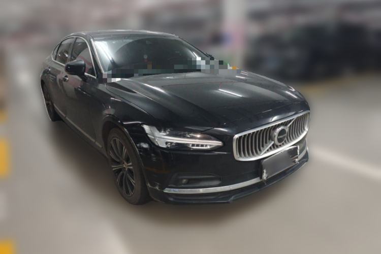 Used Volvo S90 2021 B5 Zhiyi Luxury Edition Front Right 45 Deg