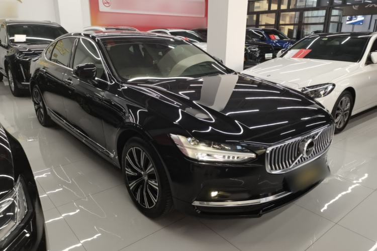 Used Volvo S90 2021 B5 Zhiyi Luxury Edition Front Right 45 Deg