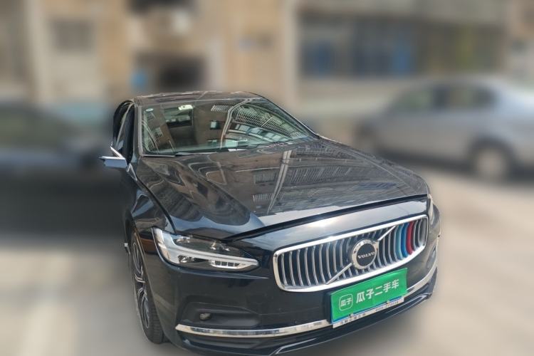 Used Volvo S90 2021 B5 Zhiyuan Luxury Edition Front Right 45 Deg