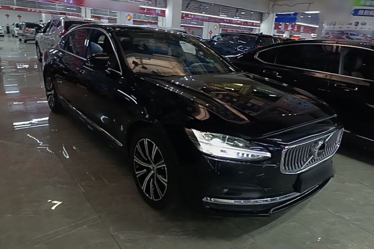 Used Volvo S90 2021 B5 Zhiyuan Luxury Edition Front Right 45 Deg