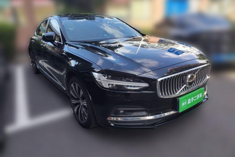 Used Volvo S90 2021 B5 Zhiyuan Luxury Edition Front Right 45 Deg
