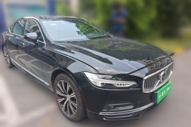 Used Volvo S90 2021 B5 Zhiyuan Luxury Edition Front Right 45 Deg