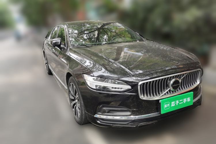 Used Volvo S90 2021 B5 Zhiyi Luxury Edition Front Right 45 Deg