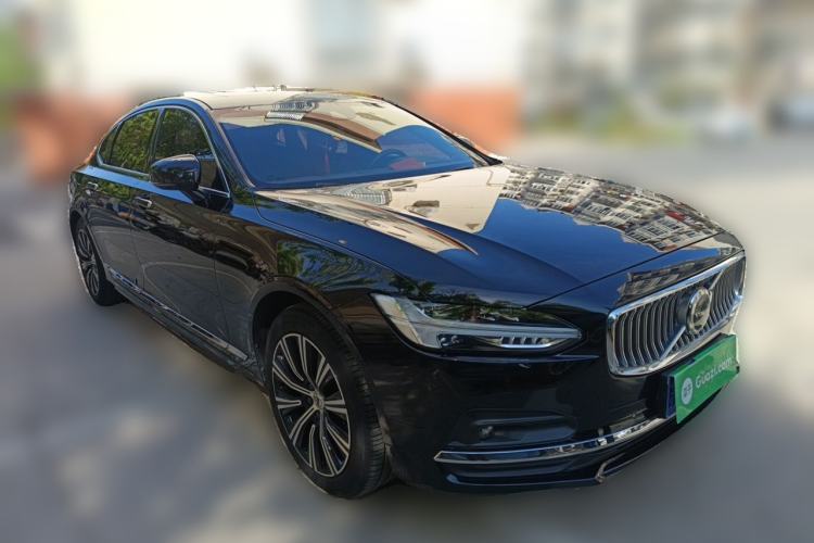 Used Volvo S90 2021 B5 Zhiyuan Luxury Edition Front Right 45 Deg