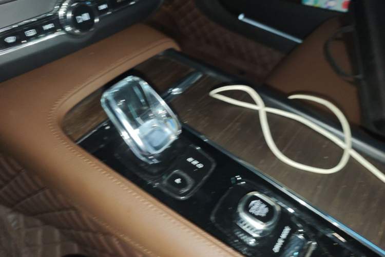 Used Volvo S90 2021 B5 Zhiyuan Luxury Edition Gear Lever