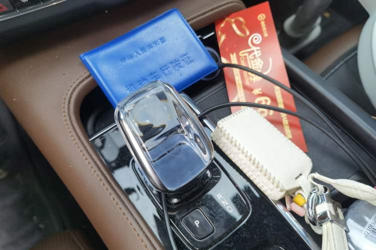Used Volvo S90 2021 B5 Luxury Smart Edition Gear Lever