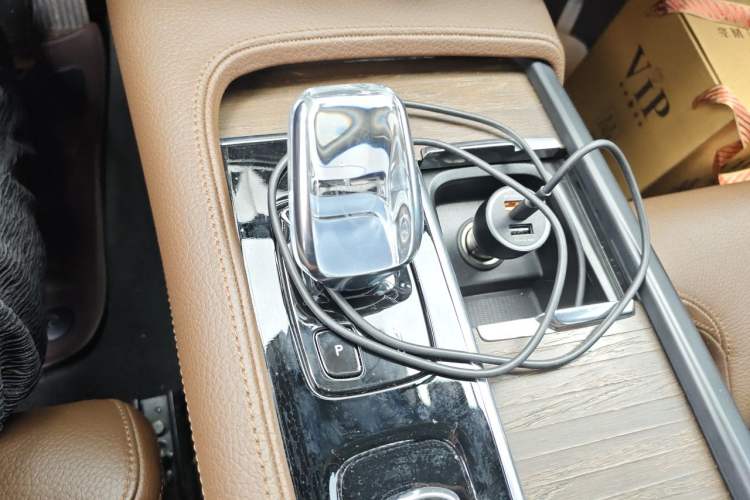 Used Volvo S90 2021 B5 Zhiyuan Luxury Edition Gear Lever
