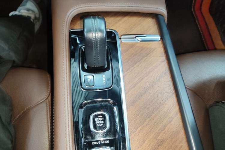 Used Volvo S90 2021 B5 Zhiyi Luxury Edition Gear Lever