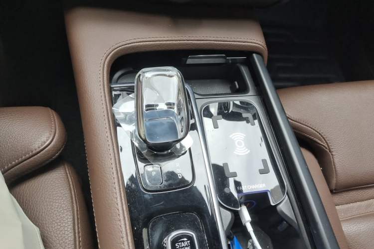 Used Volvo S90 2021 B5 Zhiyuan Luxury Edition Gear Lever