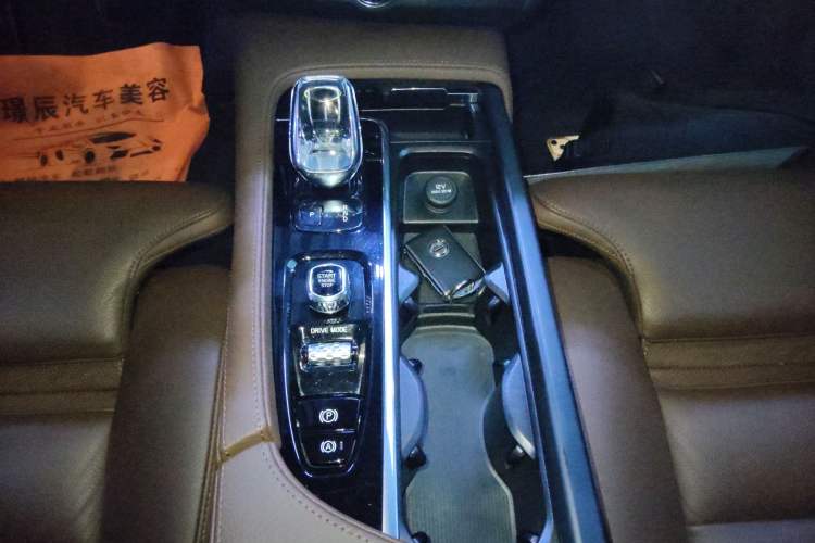 Used Volvo S90 2021 B5 Zhiyuan Luxury Edition Gear Lever