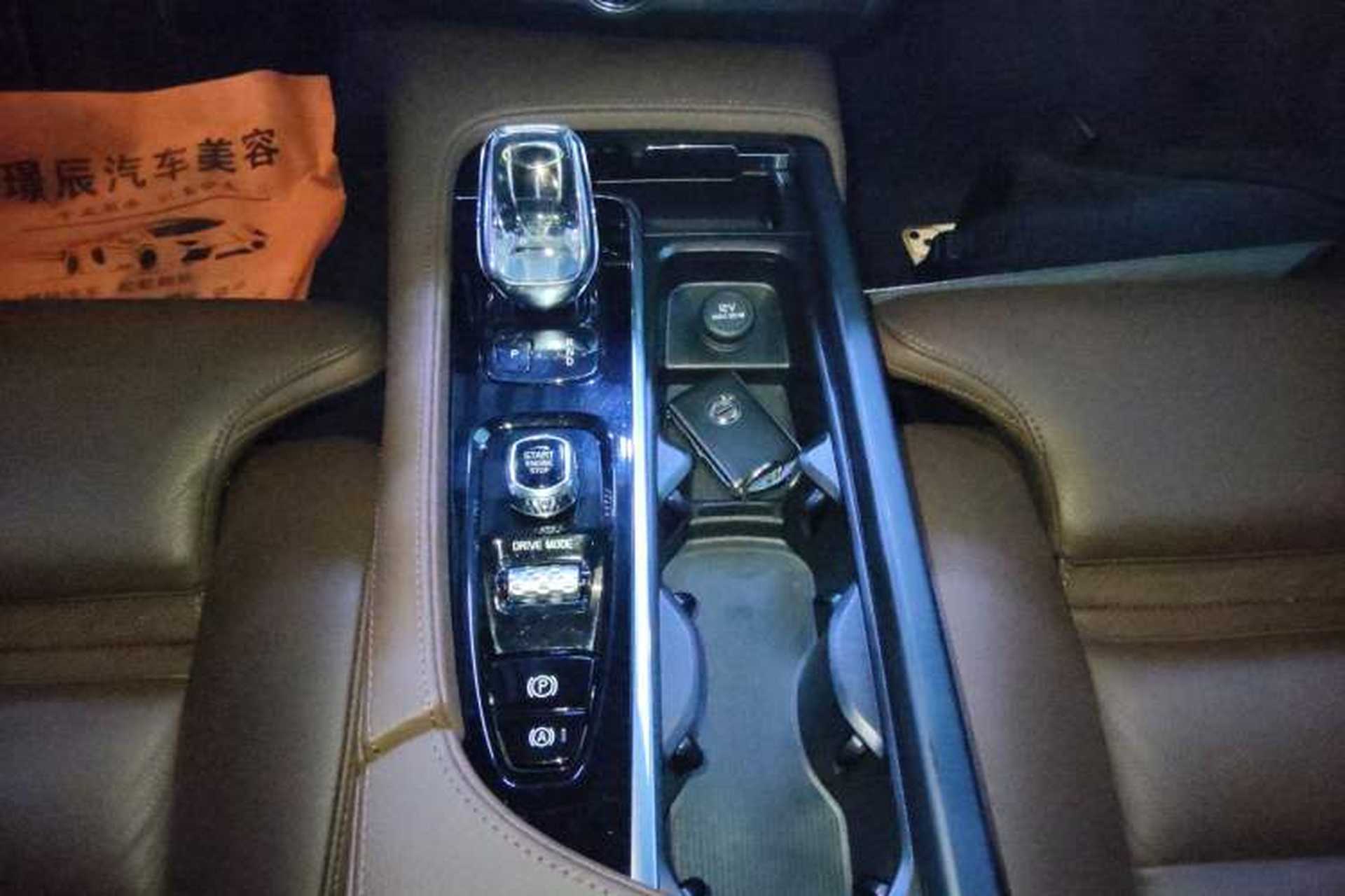 Used Volvo S90 2021 B5 Zhiyuan Luxury Edition Gear Lever