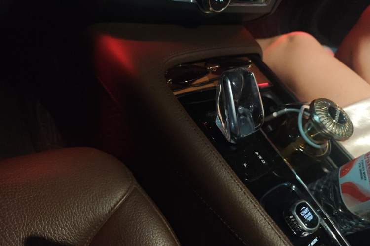 Used Volvo S90 2021 B5 Zhiyi Luxury Edition Gear Lever