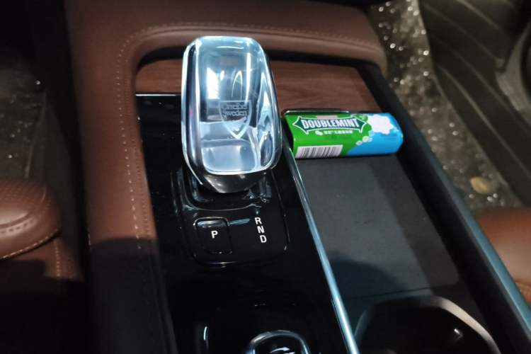 Used Volvo S90 2021 B5 Luxury Smart Edition Gear Lever