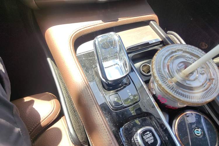 Used Volvo S90 2021 B5 Zhiyuan Luxury Edition Gear Lever