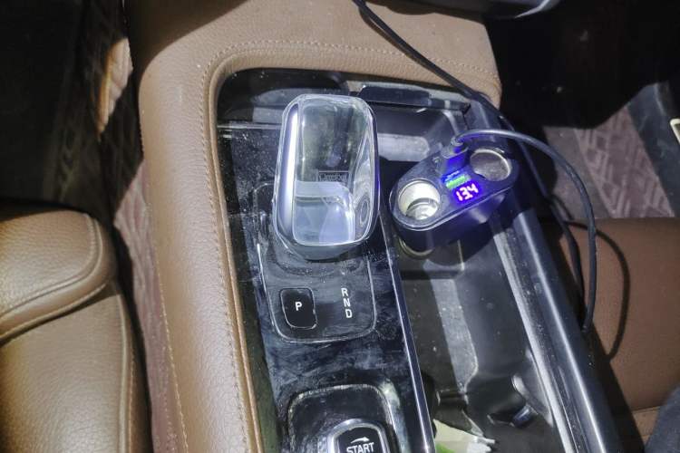 Used Volvo S90 2021 B5 Zhiyuan Luxury Edition Gear Lever