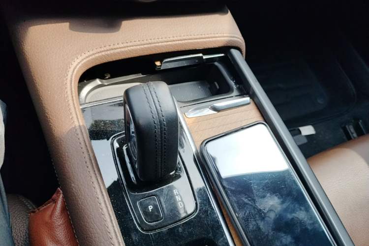 Used Volvo S90 2021 B5 Zhiyi Luxury Edition Gear Lever