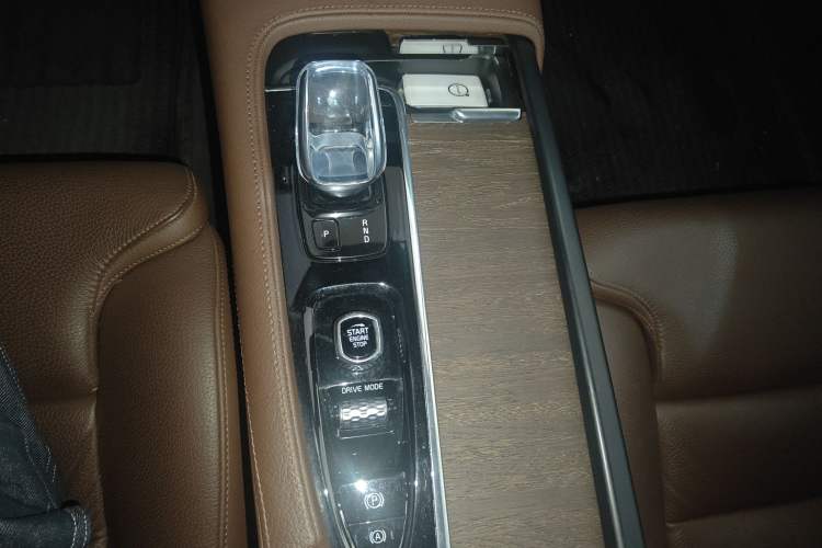 Used Volvo S90 2021 B5 Zhiyuan Luxury Edition Gear Lever