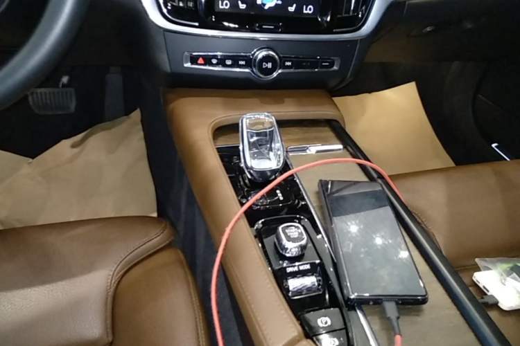 Used Volvo S90 2021 B5 Zhiyuan Luxury Edition Gear Lever