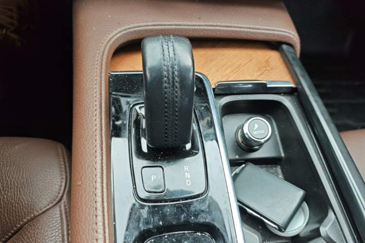 Used Volvo S90 2021 B5 Zhiyi Luxury Edition Gear Lever