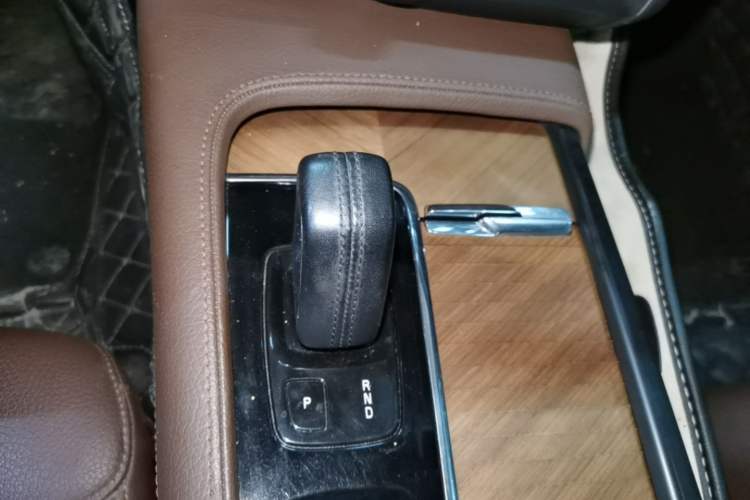 Used Volvo S90 2021 B5 Zhiyi Luxury Edition Gear Lever