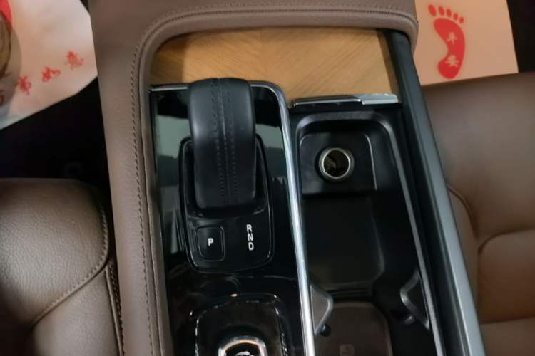 Used Volvo S90 2021 B5 Zhiyi Luxury Edition Gear Lever