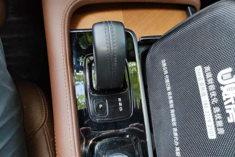 Used Volvo S90 2021 B5 Zhiyi Luxury Edition Gear Lever
