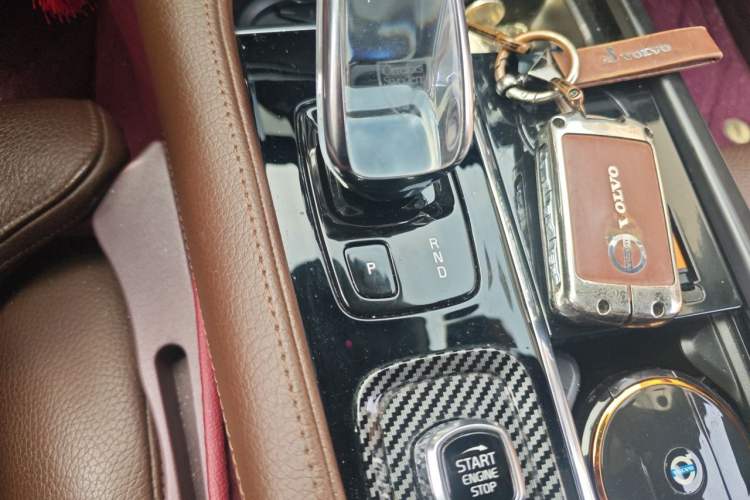 Used Volvo S90 2021 B5 Zhiyuan Luxury Edition Gear Lever